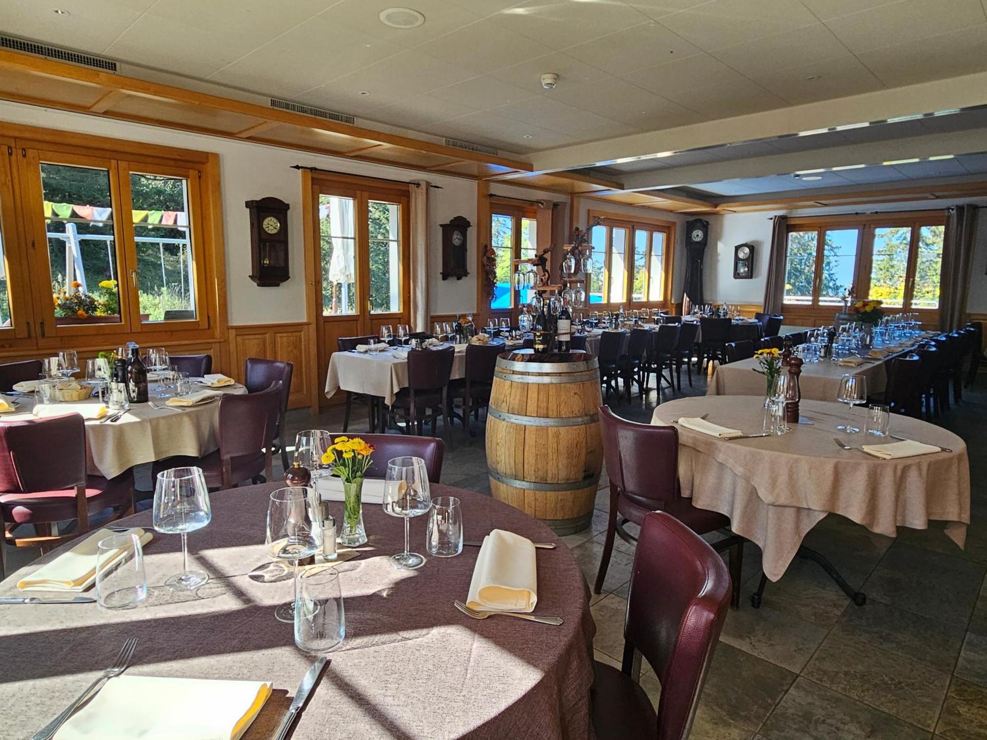 Hotel Restaurant Du Marchairuz Le Brassus Extérieur photo