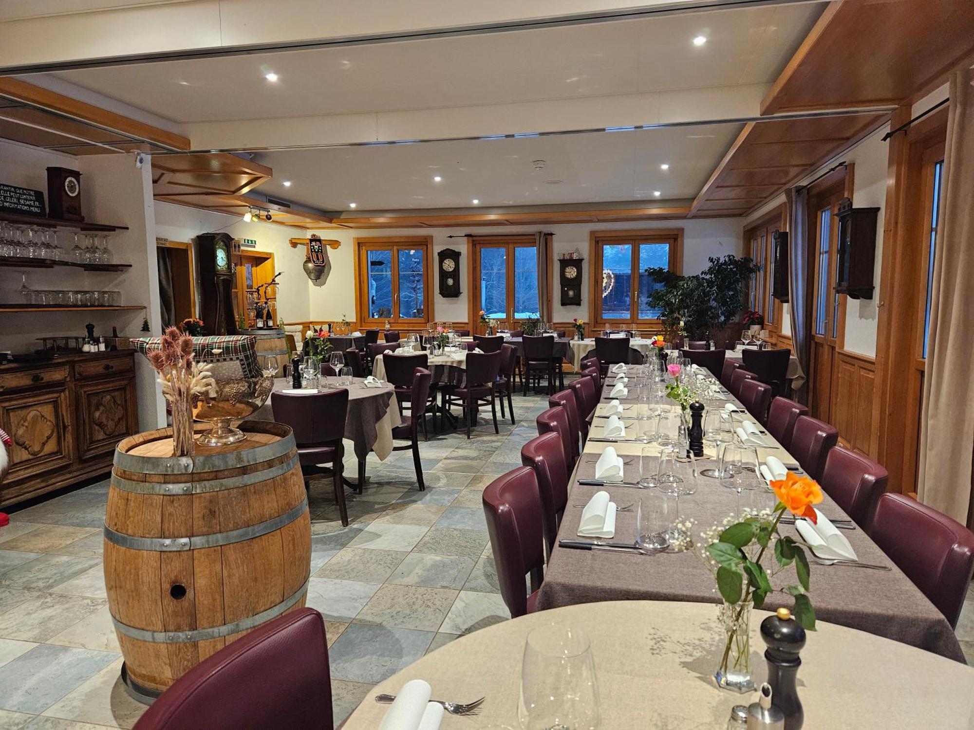 Hotel Restaurant Du Marchairuz Le Brassus Extérieur photo